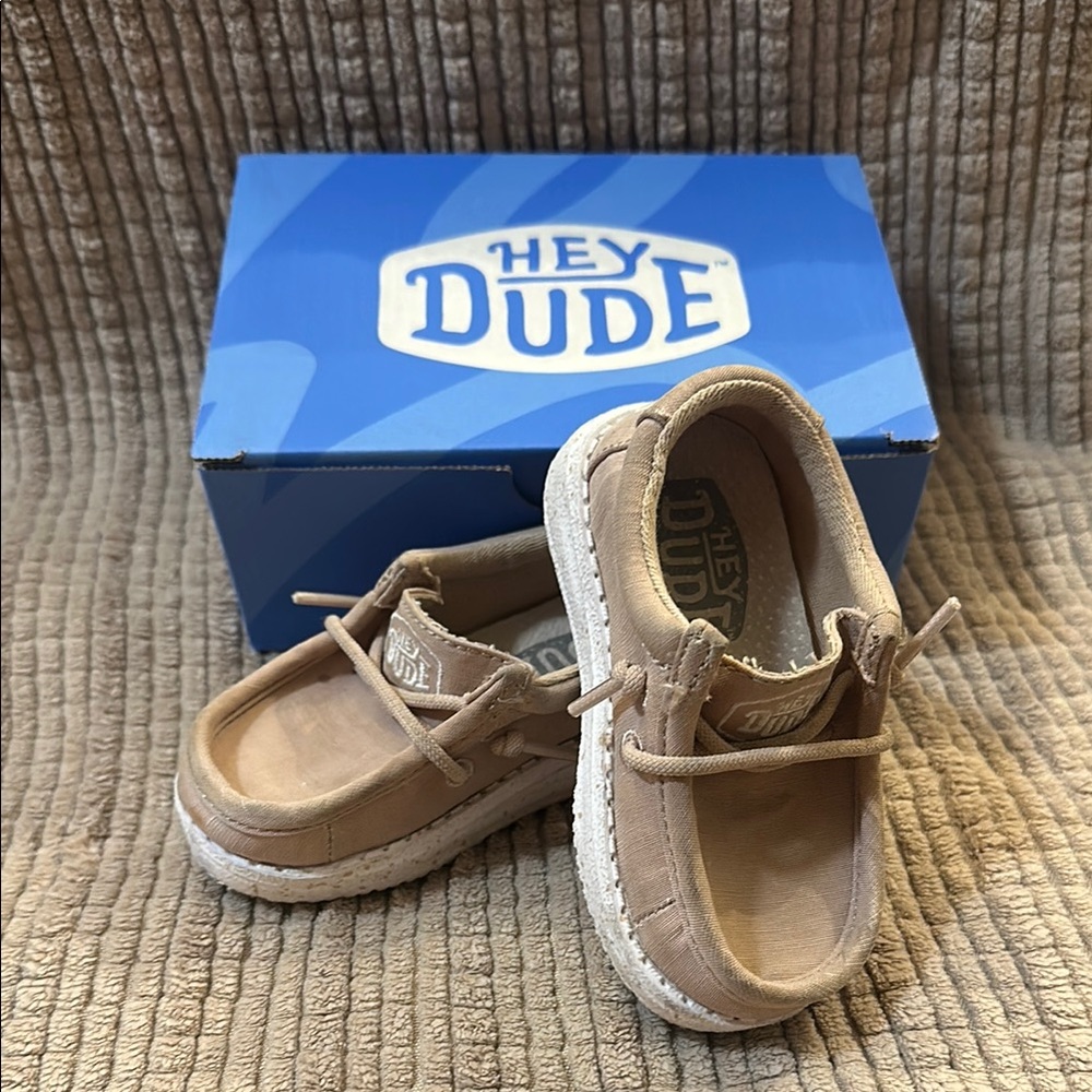 Hey Dude Tan Moccasins Casual Slip-On Shoes
